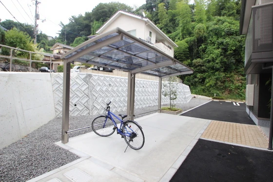 シャーメゾン安東