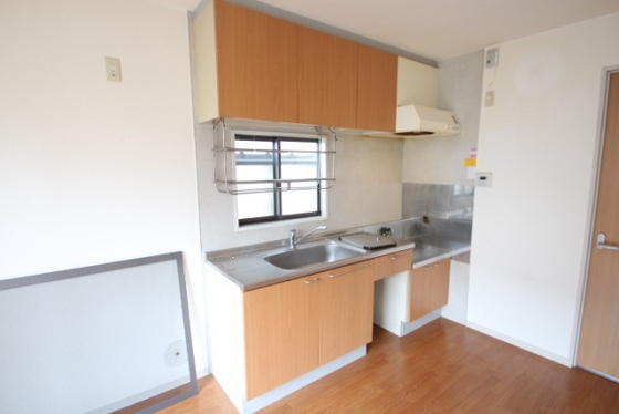 グリーンハイツ B棟