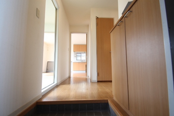 グリーンハイツ B棟