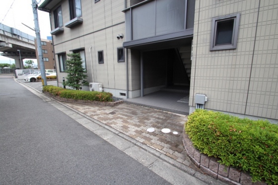 グリーンハイツ B棟