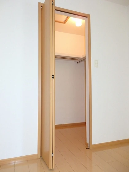 フォレスト高陽東 弐番館