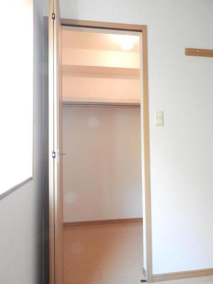 フォレスト高陽東 弐番館