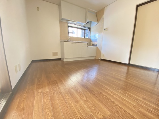 フレグランス杉村