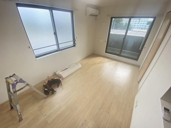 イースト オーブ