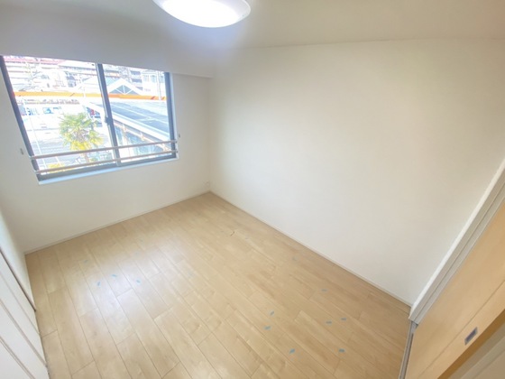 イースト オーブ