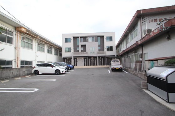 イースト オーブ