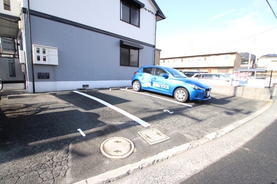 ファミールナカイⅡ