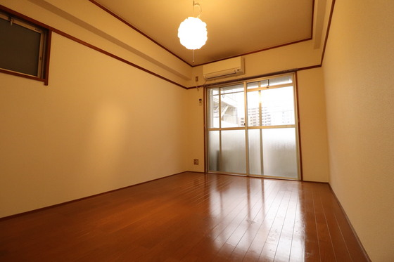 和秀舟入本町ビル