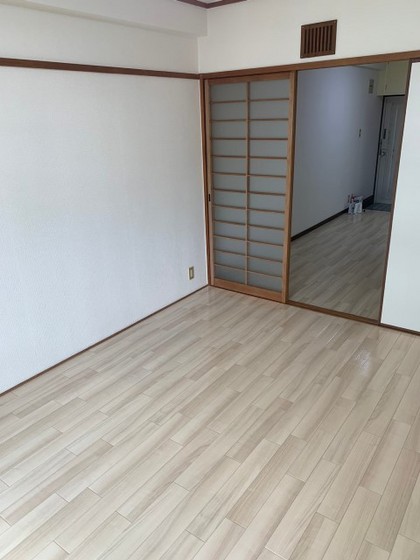 和秀舟入本町ビル