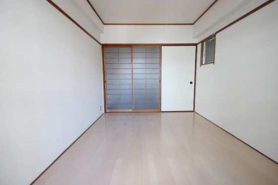 和秀舟入本町ビル