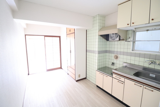 和秀舟入本町ビル