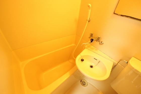 和秀舟入本町ビル