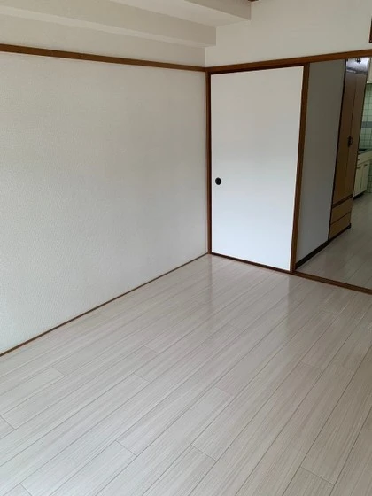 和秀舟入本町ビル