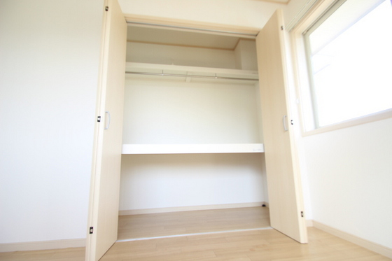 シャレーミヤモトE