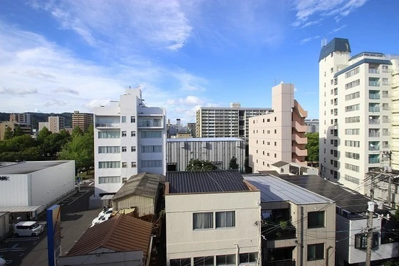 ロイヤルパレス東観音