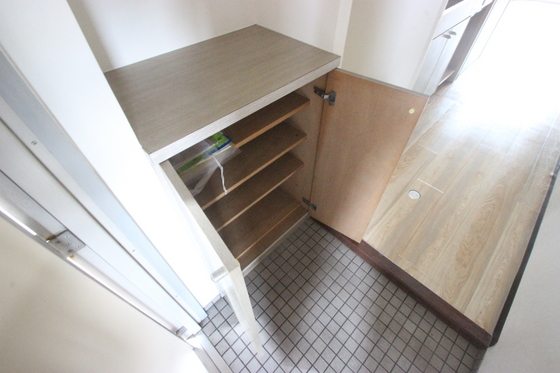 ロイヤルパレス東観音