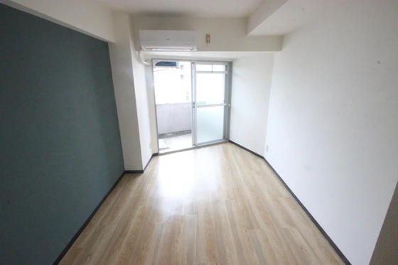 ロイヤルパレス東観音