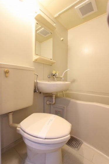 ロイヤルパレス東観音