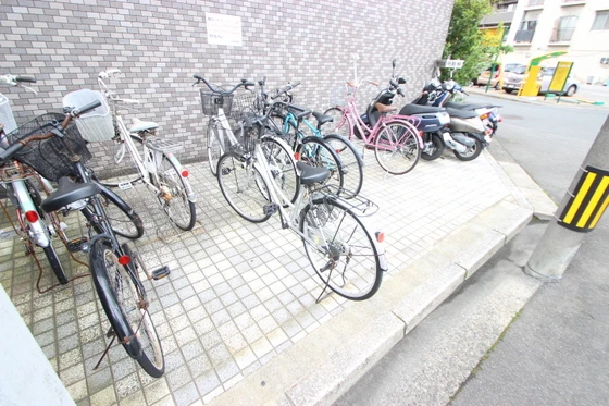 ロイヤルパレス東観音