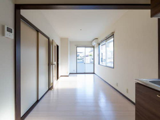 ミニオンハイツ C棟