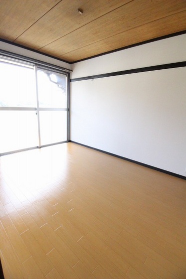 高崎ハイツ D棟