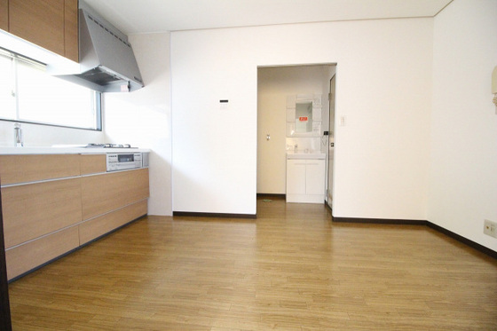 高崎ハイツ D棟