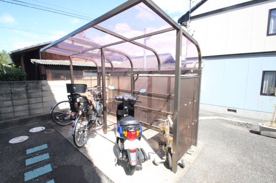 パークハイツ B棟