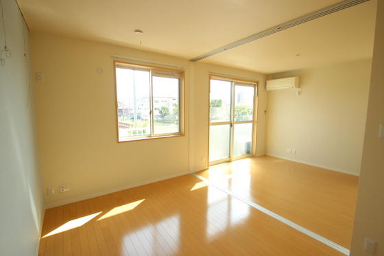 プリムヴェール A棟