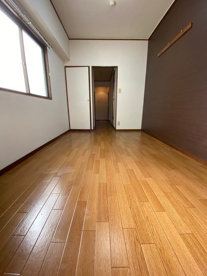 AXA(アクサ)舟入中町