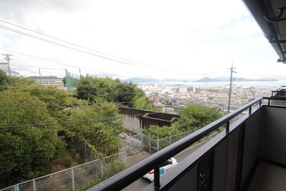 ドルフ井口台A棟