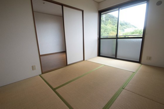 ドルフ井口台A棟