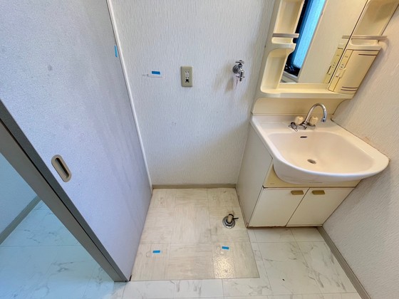 カレッジ東野B棟