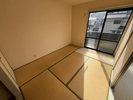 カレッジ東野B棟