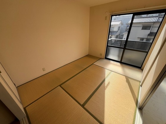 カレッジ東野B棟