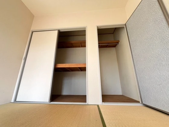 カレッジ東野B棟