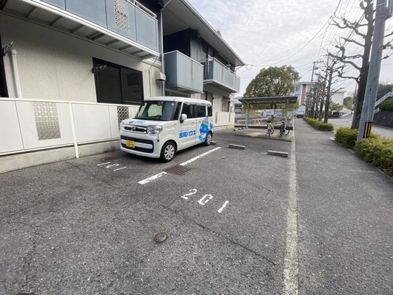 エバーグリーンハイツ B棟