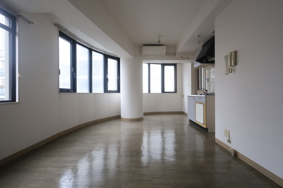 AXA(アクサ)富士見町