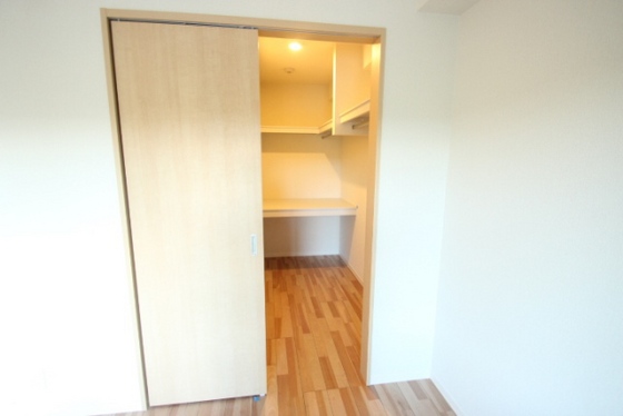 メゾンこころ A棟