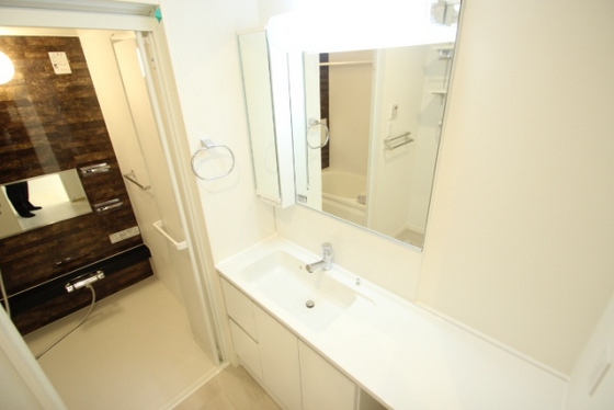 メゾンこころ B棟