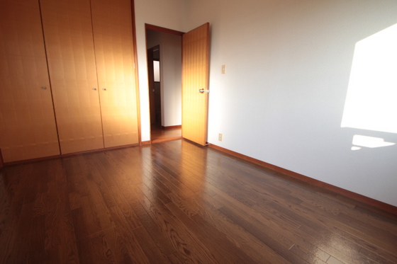 井口台網岡貸家