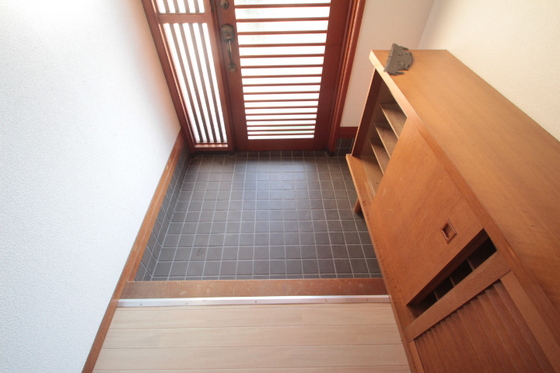 井口台網岡貸家