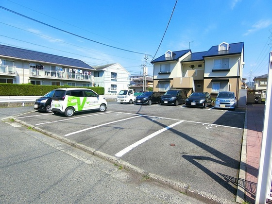 グランディール上久保 A棟