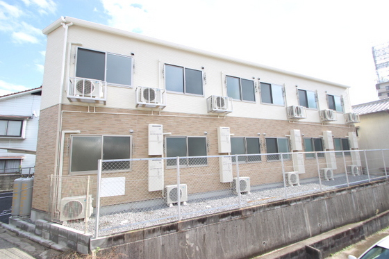 エストレビータ大芝