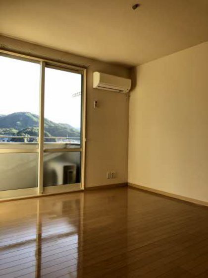 ビューヒルズ若野 B棟