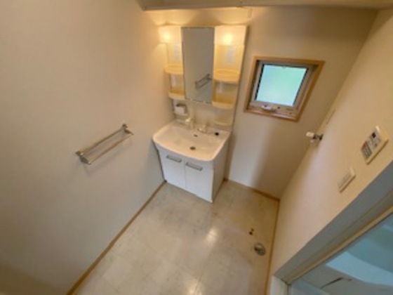 ビューヒルズ若野 B棟