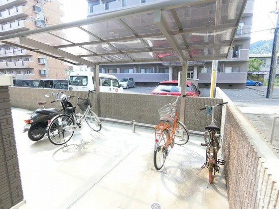 フォレストギオン