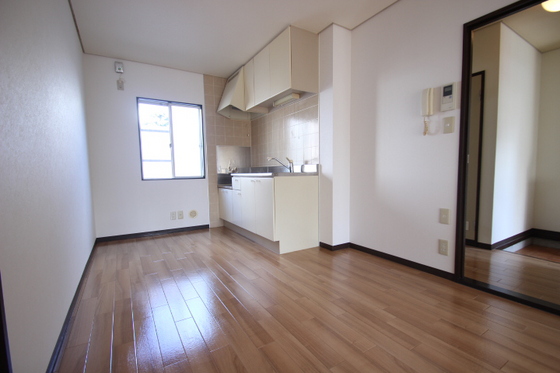 メゾンルミエール