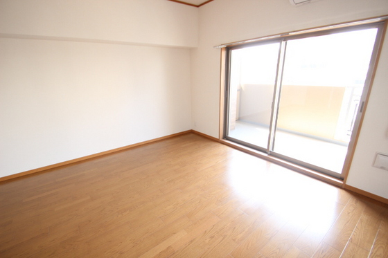 サムティレジデンス平和大通り