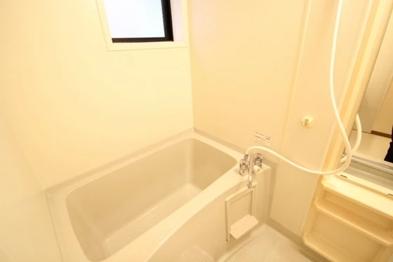 ファミールナカイⅢ