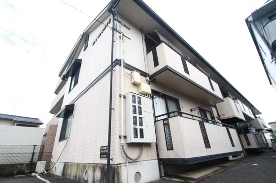 ファミールナカイⅢ